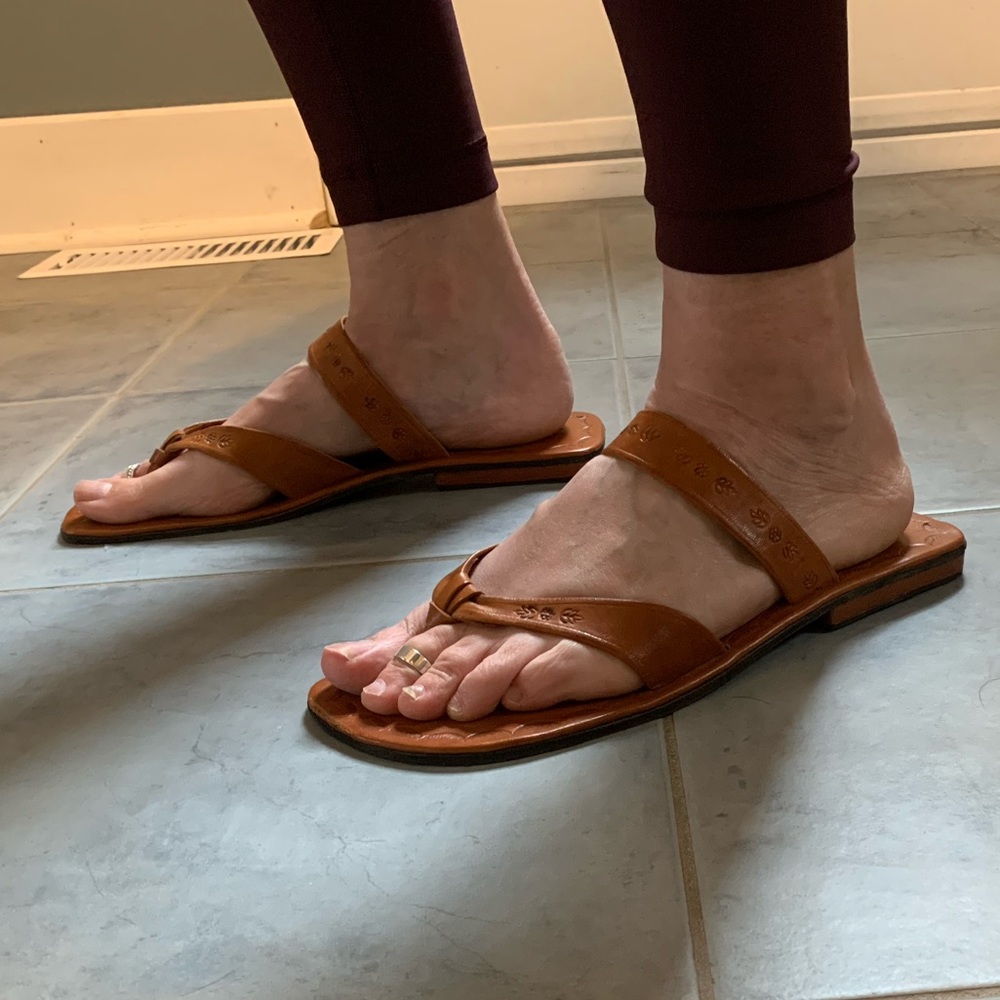 Handcrafted Cuban tan leather sandals sz 9/9.5